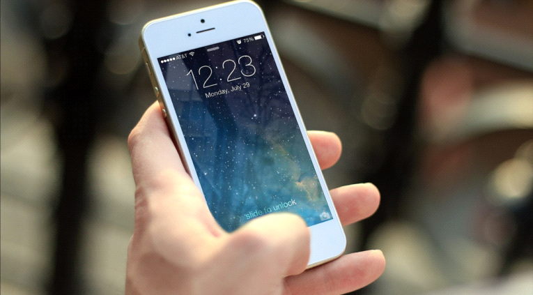 Hai un Iphone? Puoi usare Siri per tracciare le spedizioni Hai un Iphone? Puoi usare Siri per tracciare le spedizioni
