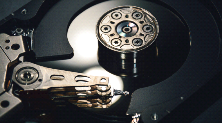 Recupero Dati da Hard Disk e SSD Recupero Dati da Hard Disk e SSD