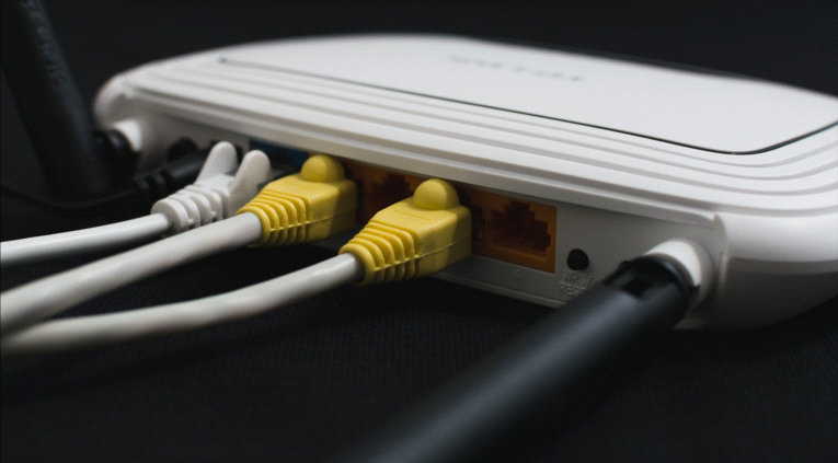 Installazione ADSL e Fibra Ottica Installazione ADSL e Fibra Ottica